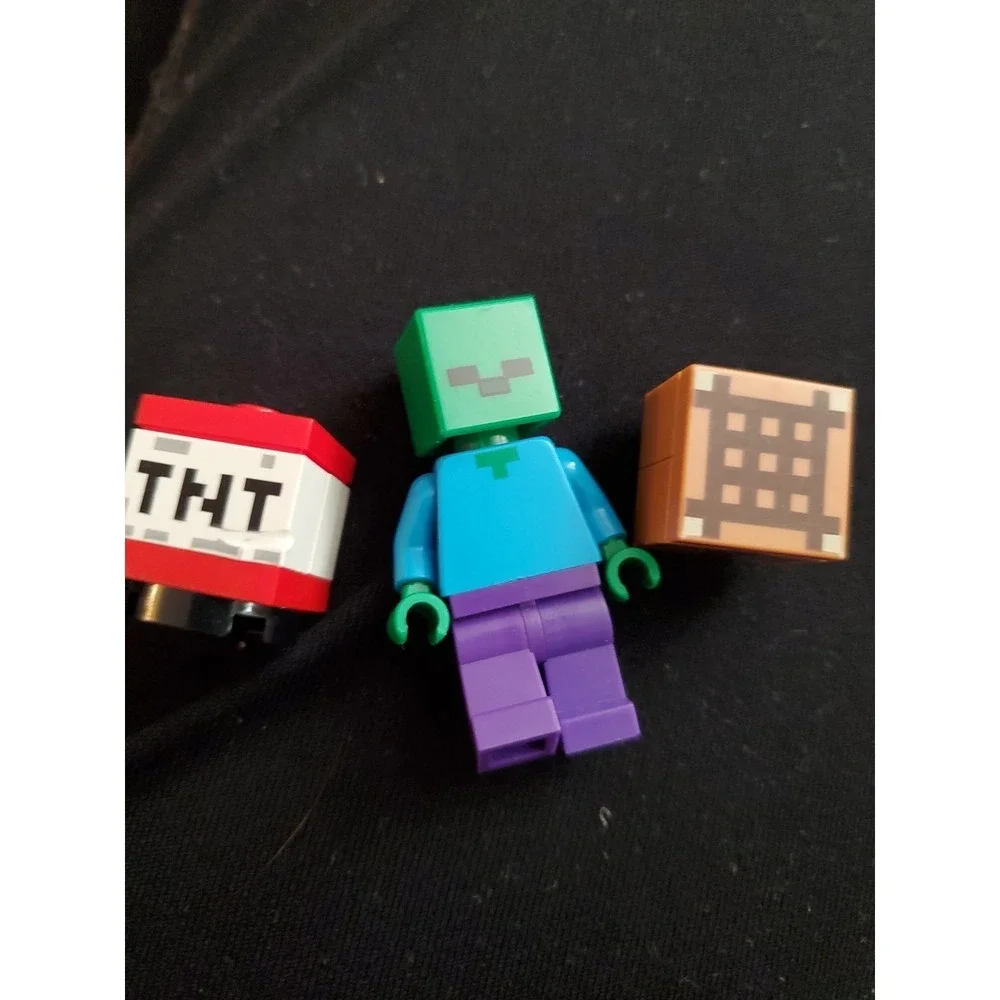 Lego‎ Minecraft Lot Zombie, TNT Brick And Craft Table Minifigure - Picture 2 of 5